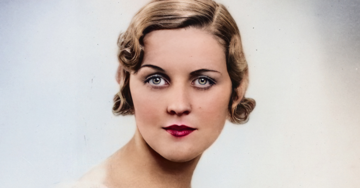 The Hon Diana Freeman Mitford (1910 - 2003), daughter of the 2nd Baron Redesdale. In 1936 she became the second wife of Sir Oswald Mosley, the leader of the British Union of Fascists.