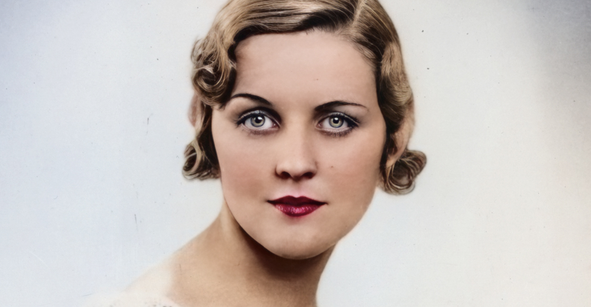 The Hon Diana Freeman Mitford (1910 - 2003), daughter of the 2nd Baron Redesdale. In 1936 she became the second wife of Sir Oswald Mosley, the leader of the British Union of Fascists. 