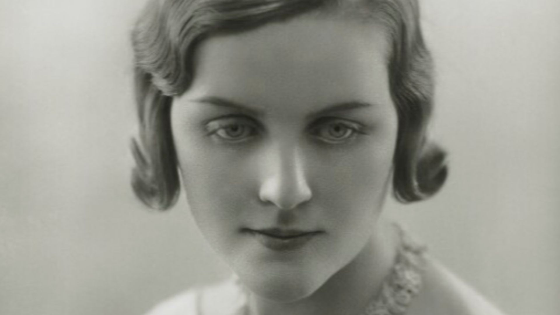 Diana Mitford, 27 janvier 1932