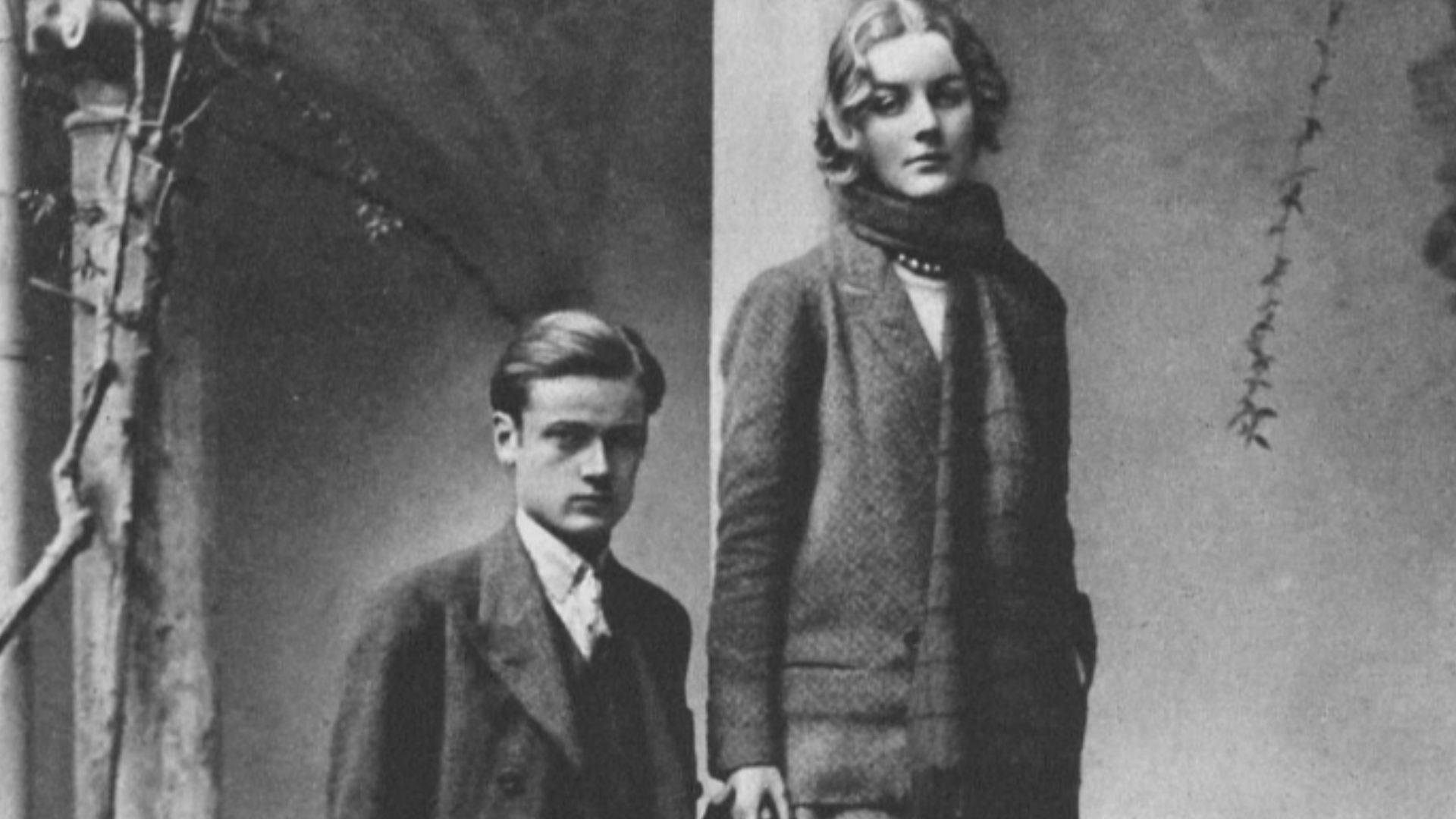Diana Mitford and Bryan Guinness on their honeymoon in Taormina, Italy, 1929