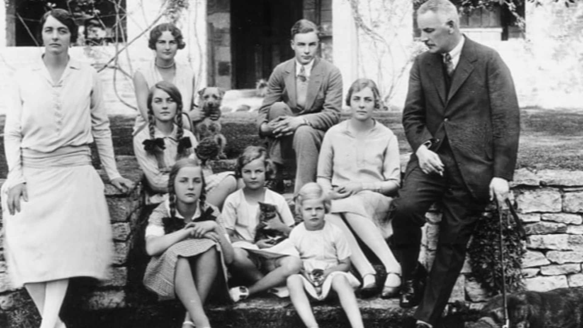 The Mitford family in 1928; Front row, from left to right , the mother Sydney Bowles, the daughters Unity, Jessica and Deborah, the father David Freeman-Mitford, 2nd baron Redesdale ; second row, Diana and Pamela ; back row, Nancy and Tom.