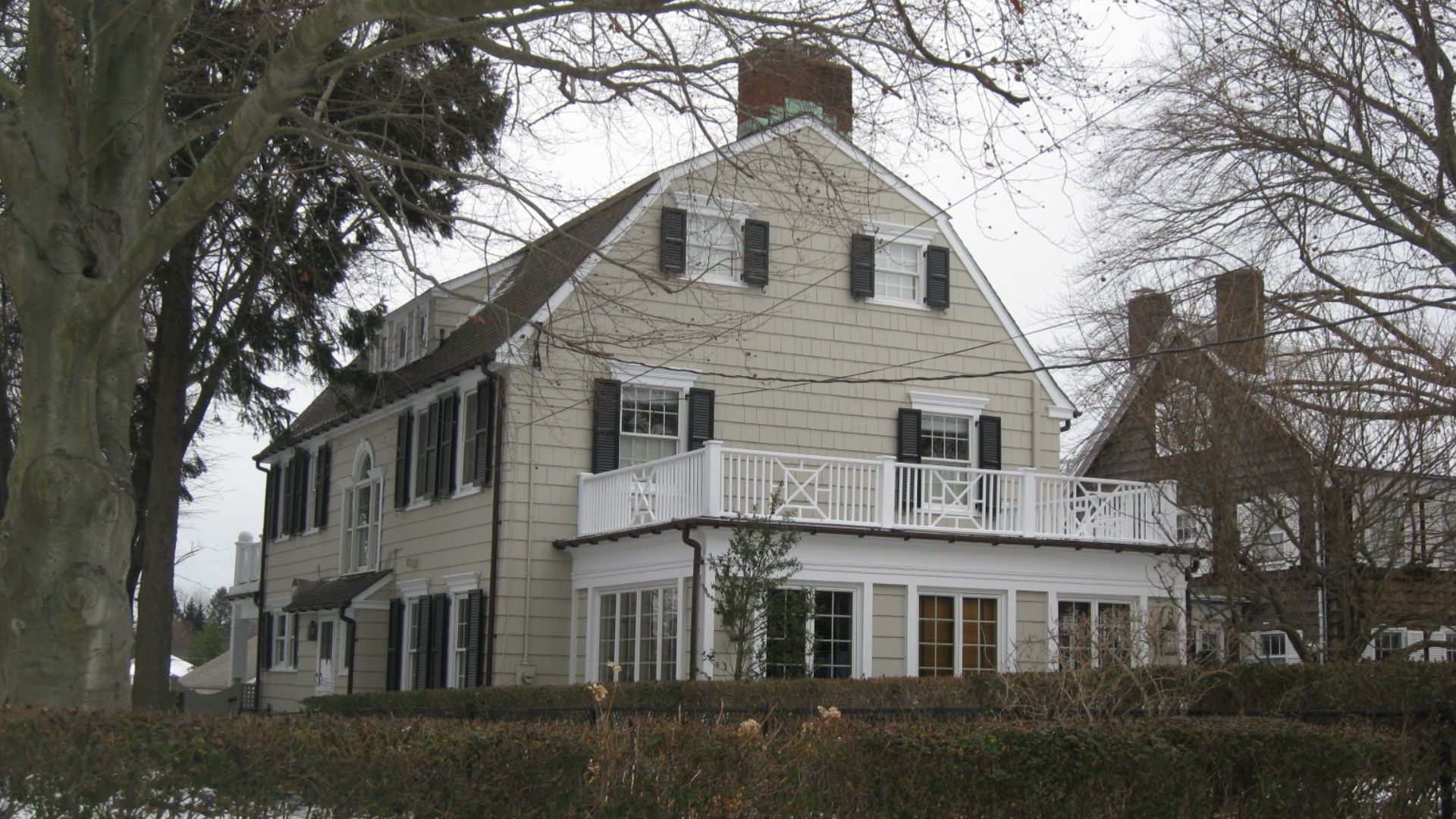 112 Ocean Avenue in February 2010