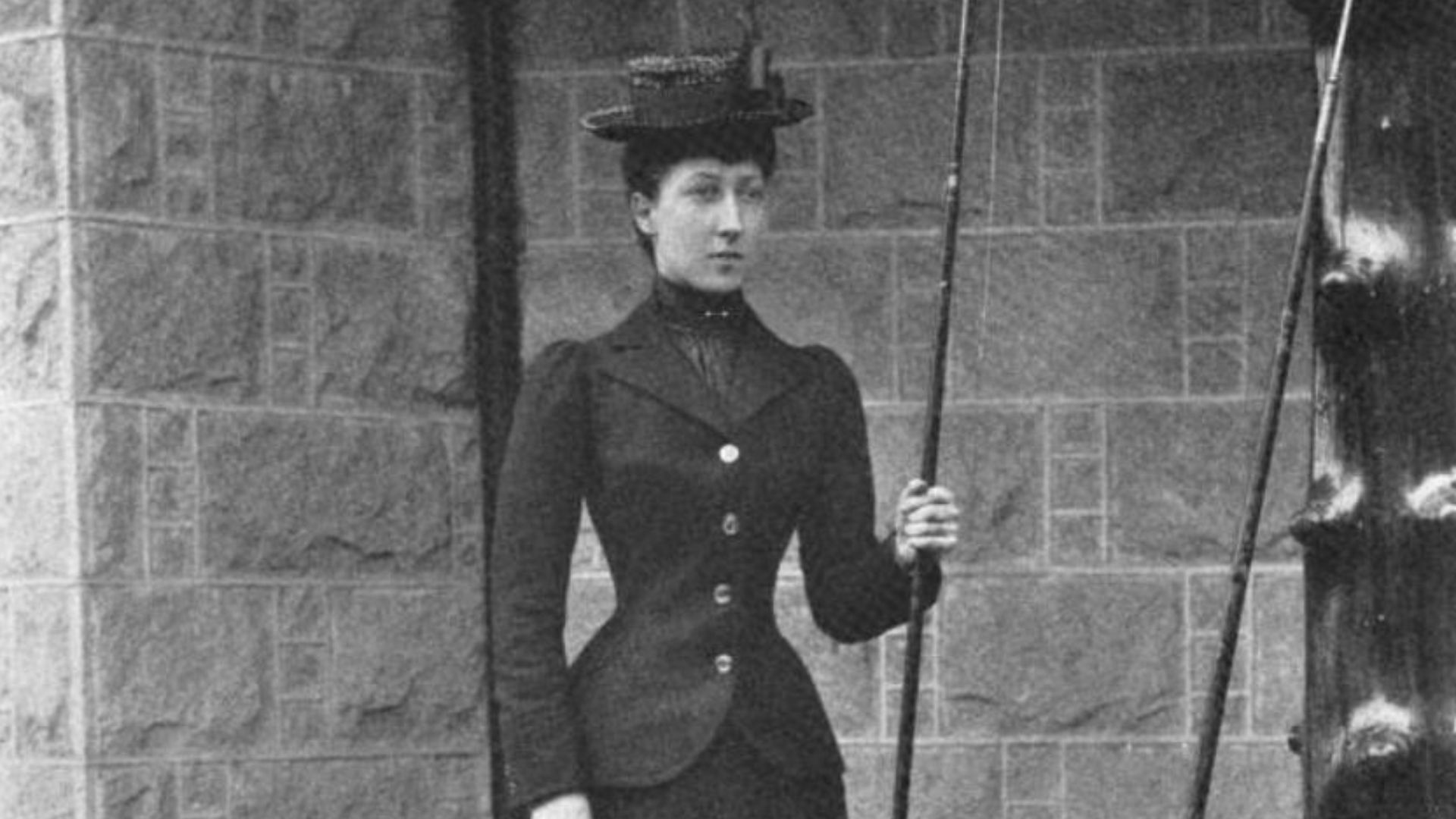 Portrait of Louise, Princess Royal and Duchess of Fife (1867–1931) fishing from The Sketch, Vol. XXXI, No. 399, September 19, 1900, page 355