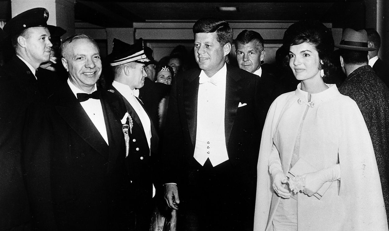 File:John F. Kennedy Inaugural Ball, 20 January 1961.jpg