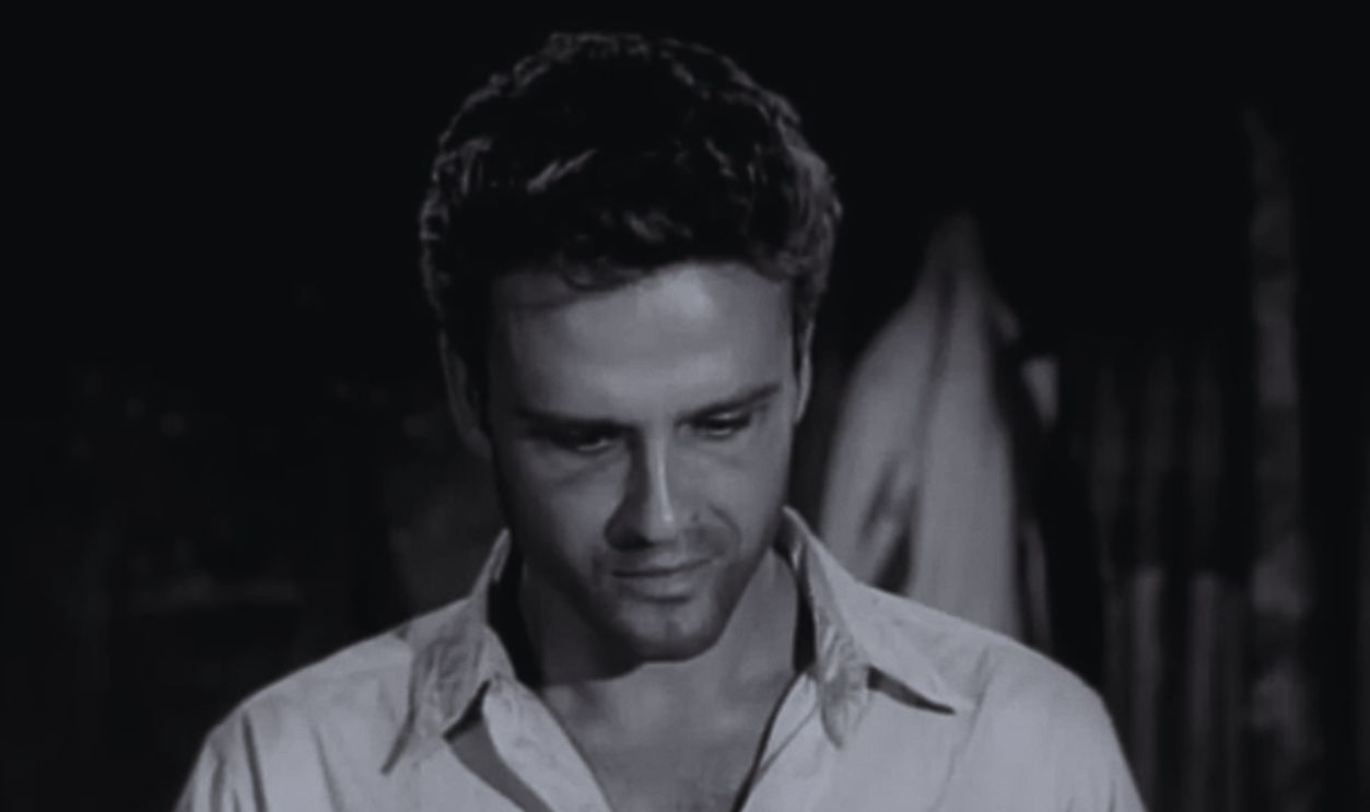 Screenshot from Pretty Boy Floyd (1960)
