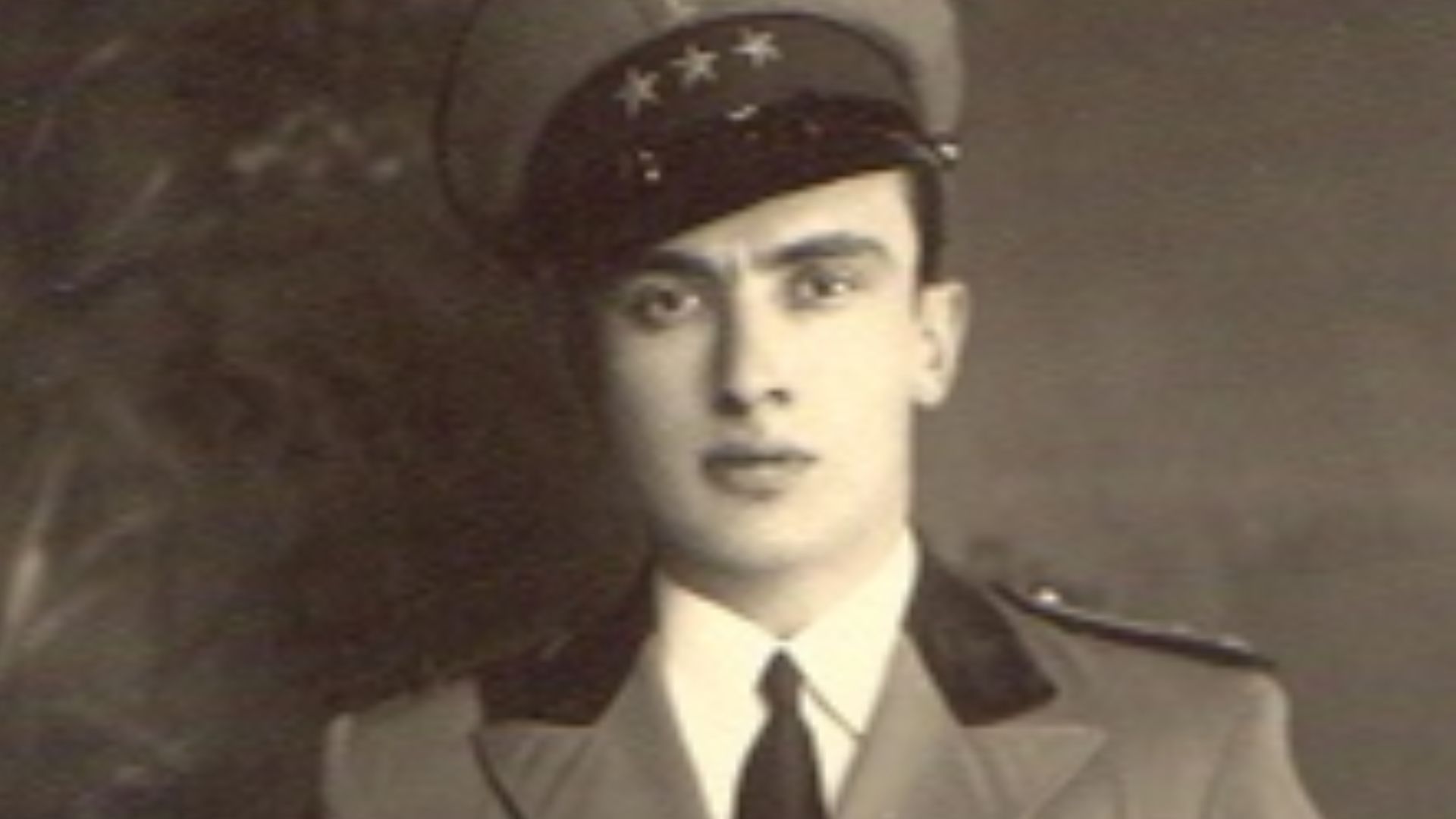 Orhan Efendi Arnavutluk uniforması ile