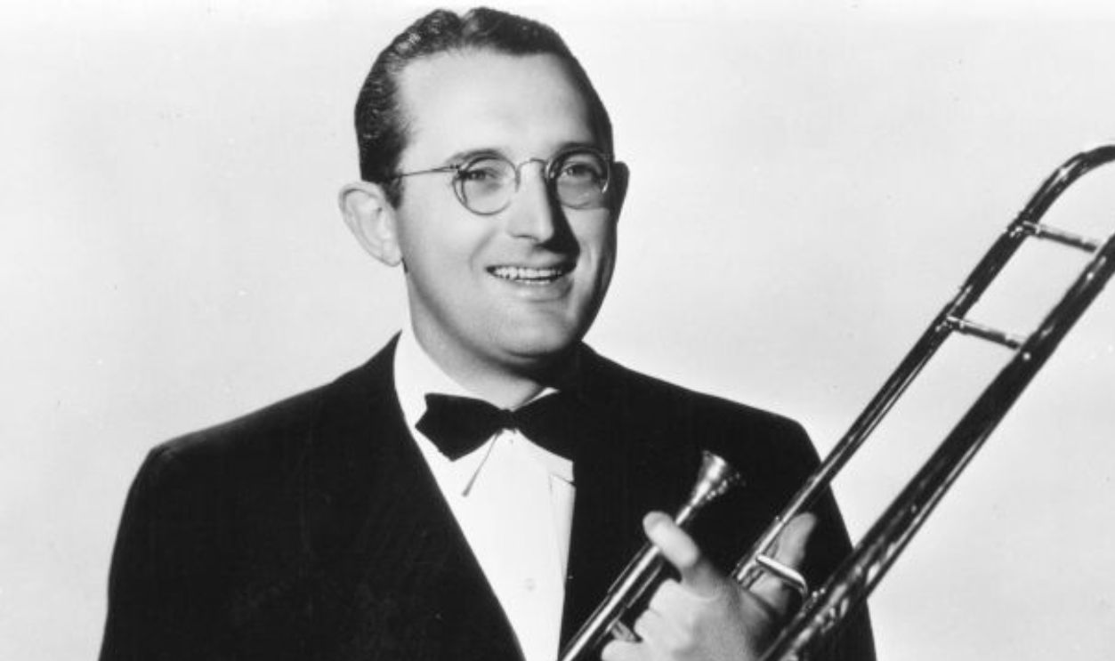 UNSPECIFIED - CIRCA 1970: Photo of Tommy Dorsey Photo by Michael Ochs Archives/Getty Images