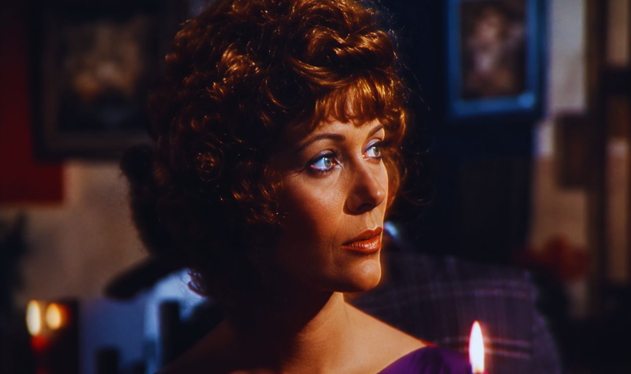 Screenshot from Brenda Starr (1976) 
