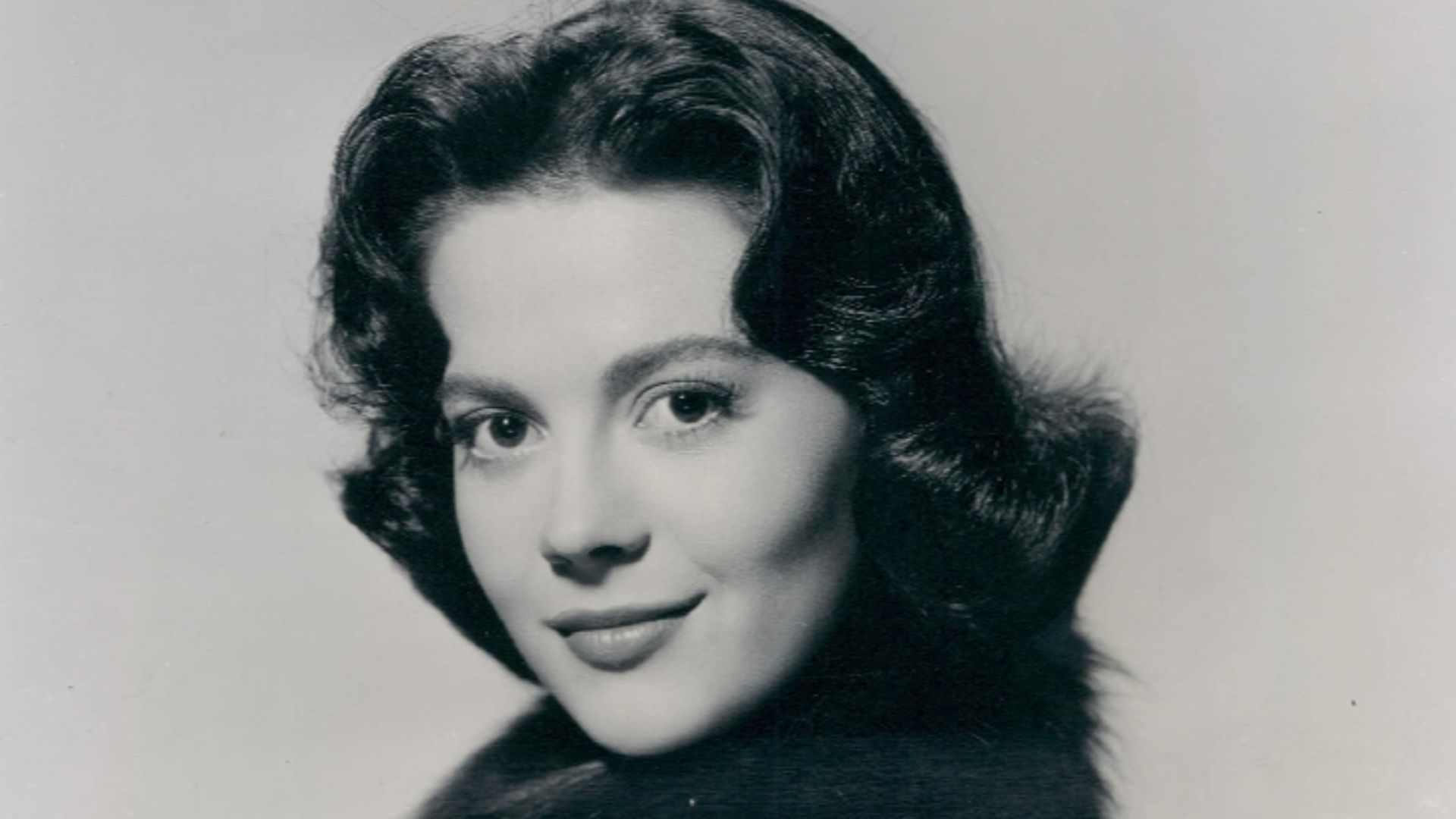 Publicity photo of Natalie Wood