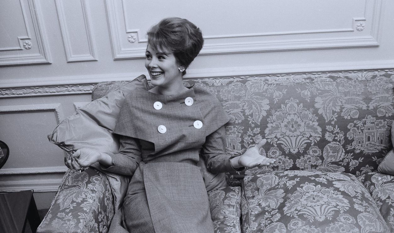 Gettyimages - 2155356650, Jill St John At The Savoy Hotel, London 