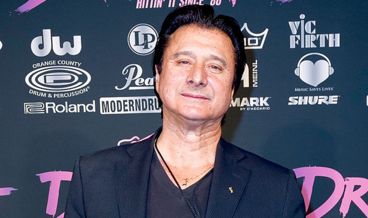 LOS ANGELES, CA - JANUARY 18: Singer Steve Perry attends the Guitar Center's 25th Annual Drum-Off Grand Finals at Club Nokia on January 18, 2014 in Los Angeles, California.