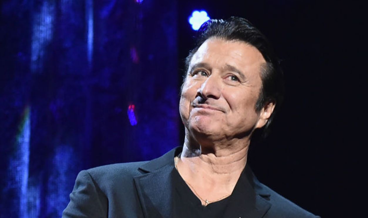 NEW YORK, NY - APRIL 07: 2017 Inductee Steve Perry of Journey speaks onstage at the 32nd Annual Rock & Roll Hall Of Fame Induction Ceremony at Barclays Center on April 7, 2017 in New York City. The event will broadcast on HBO Saturday, April 29, 2017 at 8:00 pm ET/PT