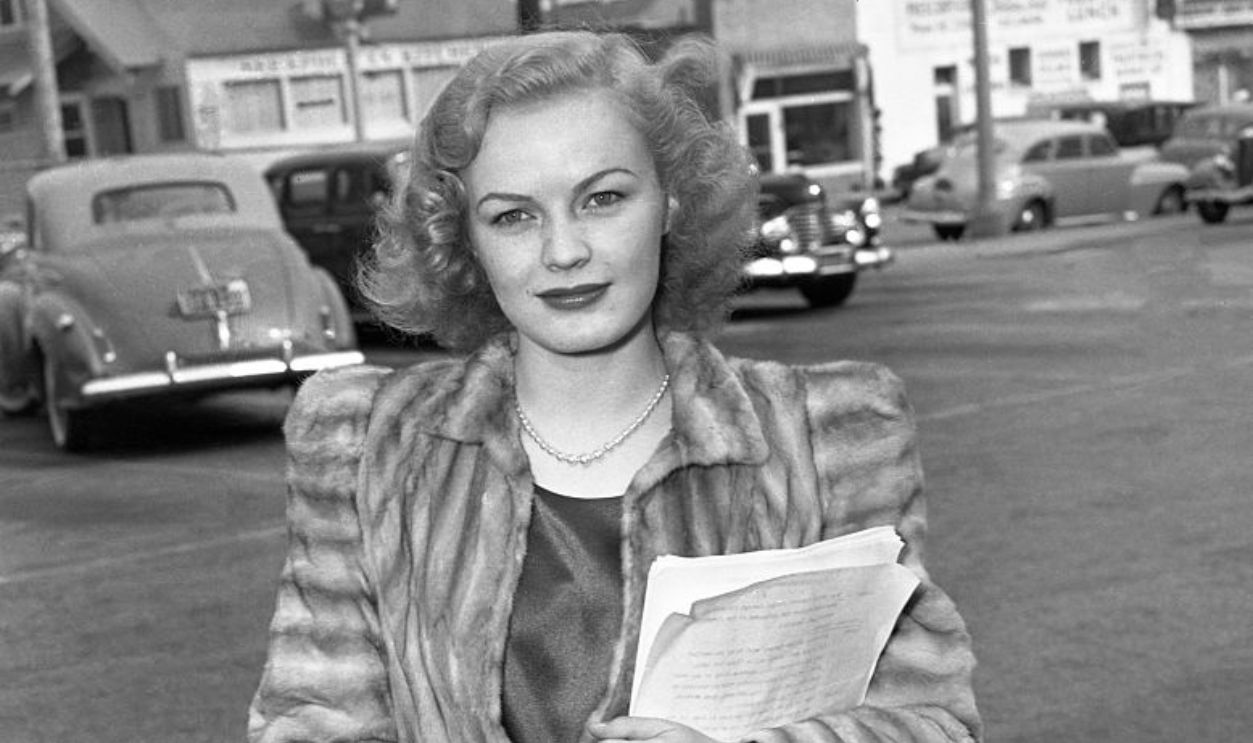 LOS ANGELES,CA - CIRCA 1940: Actress June Haver poses on a street in Los Angeles, California.