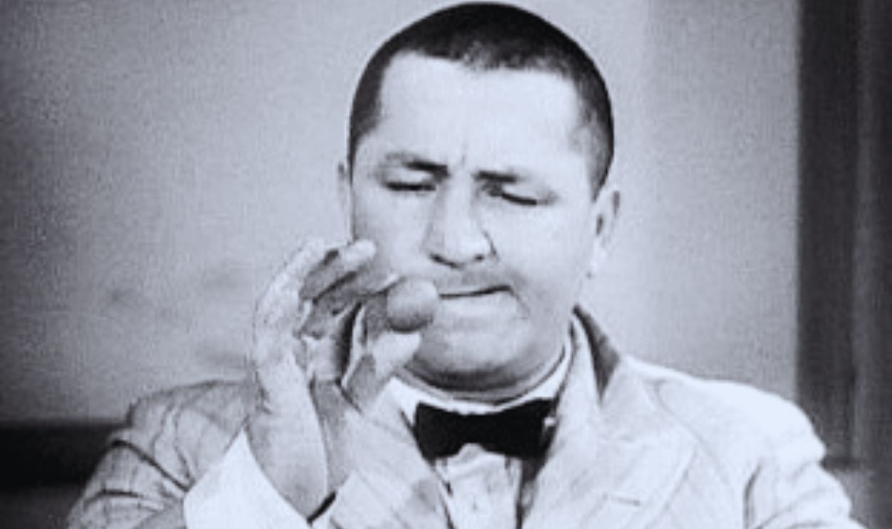  Curly Howard