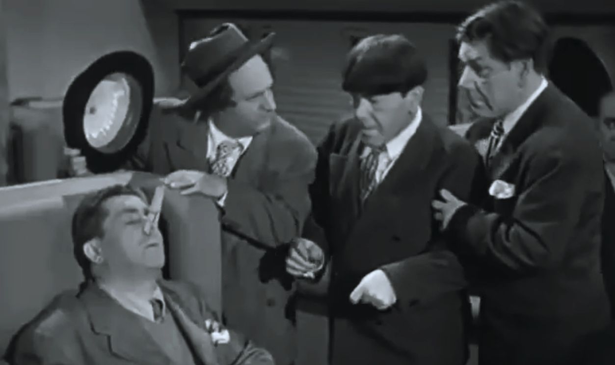 Screenshot from Hold That Lion! (1947) 