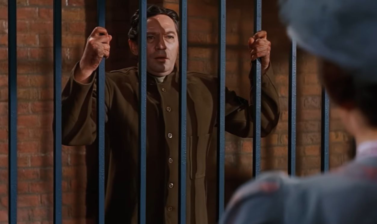 Screenshot from The Trials of Oscar Wilde (1960) 