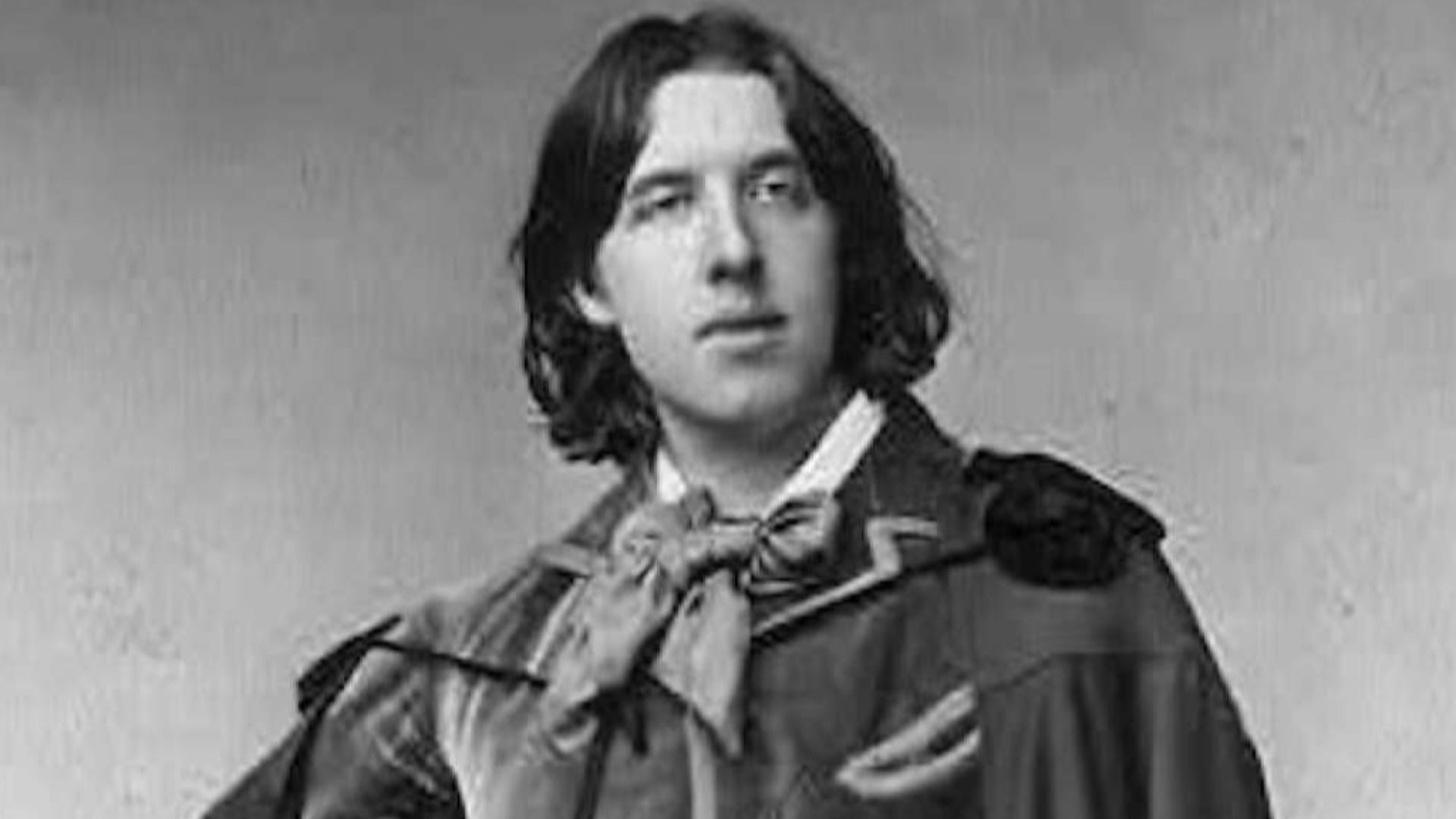 Picture of Oscar Wilde taken at the Studio of Napoleon Sarony in New York City.
