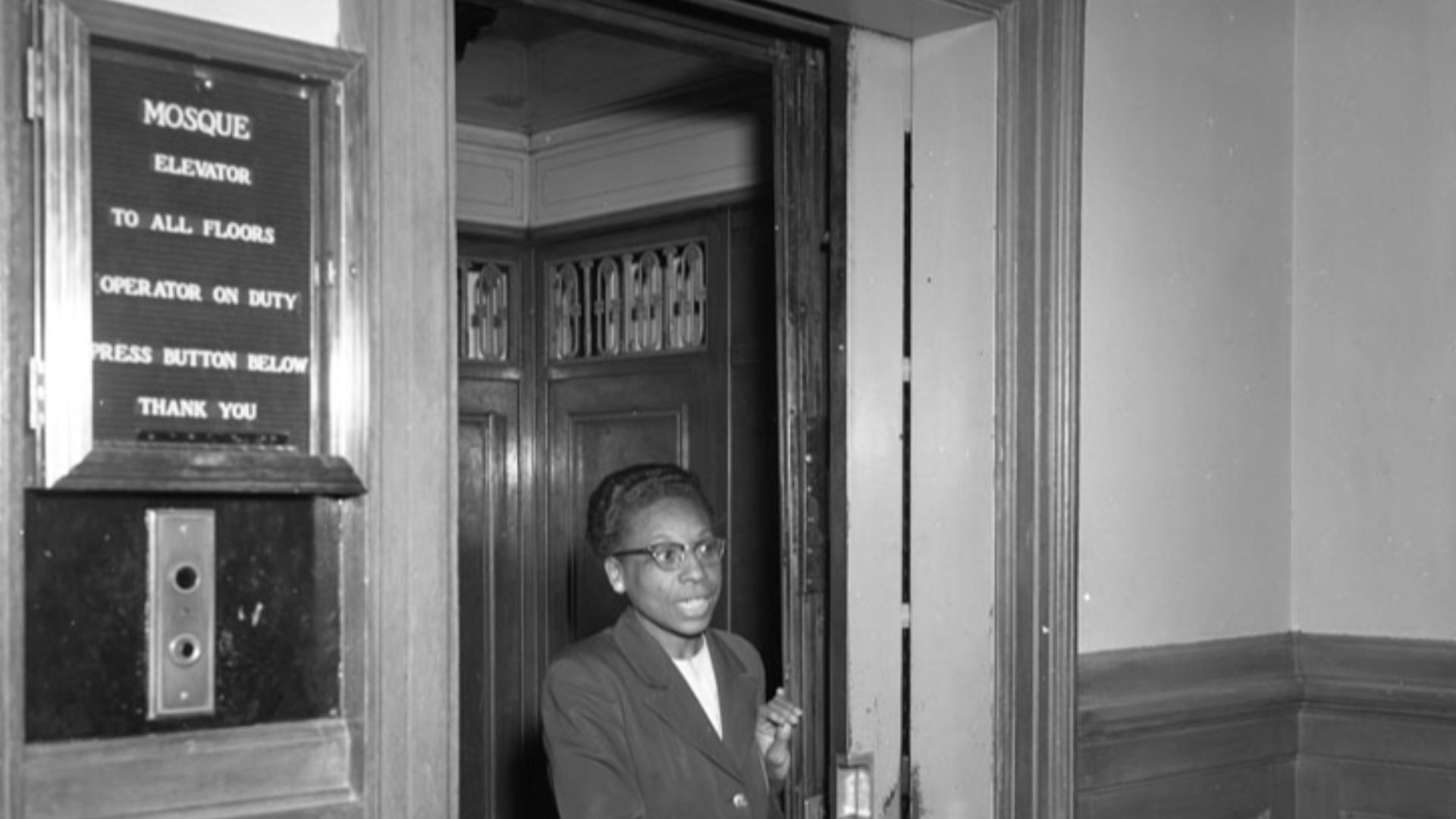 Title: Mosque elevator operator
Creator:  Adolph B. Rice Studio
Date: March 26, 1958
Identifier: Rice Collection 1824C
Format:  1 negative, safety film, 4 x 5 in.
Rights Info:   No known restrictions on publication.

Repository:   Library of Virginia, Pri