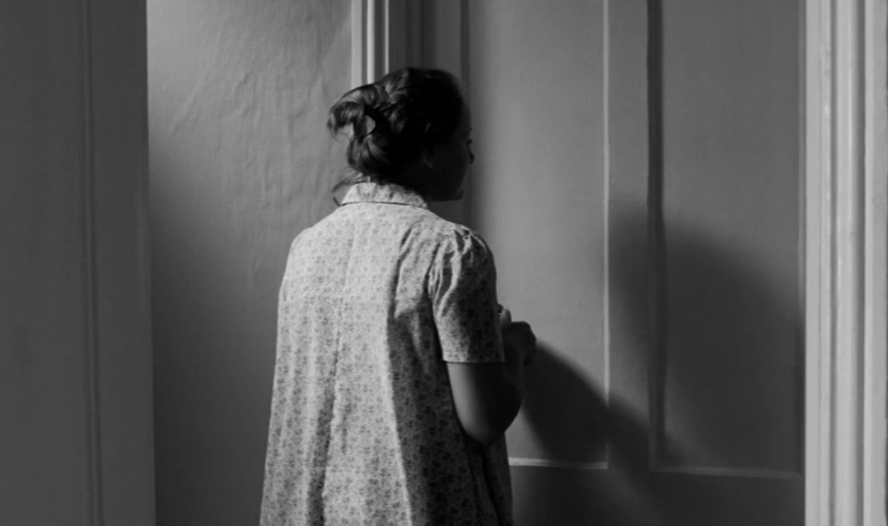 Screenshot from Control (2007) 
