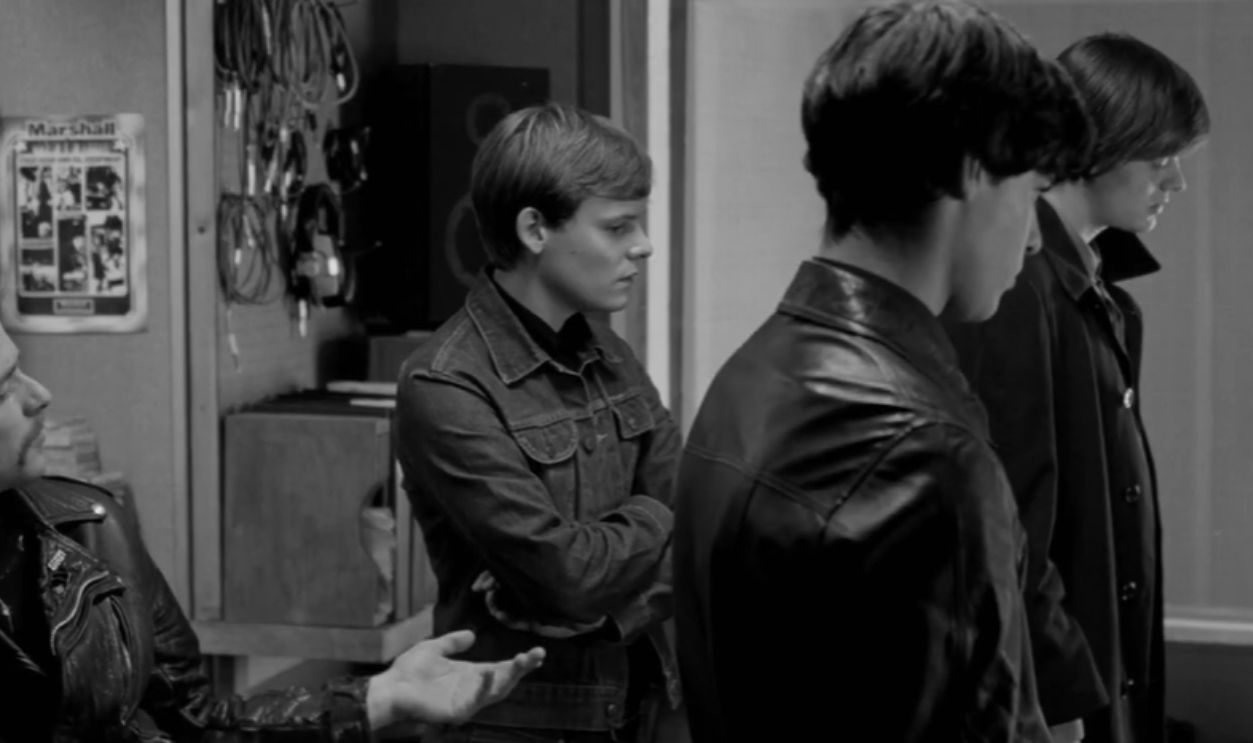 Screenshot from Control (2007) 