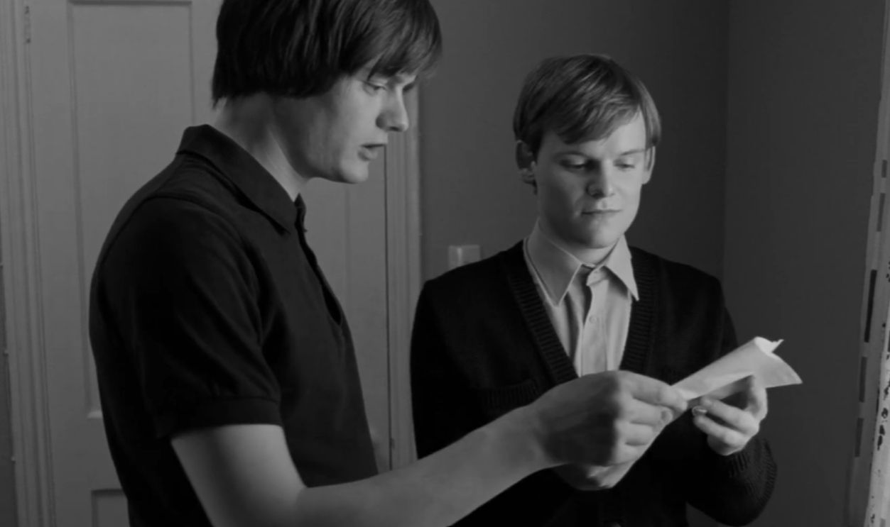 Screenshot from Control (2007) 