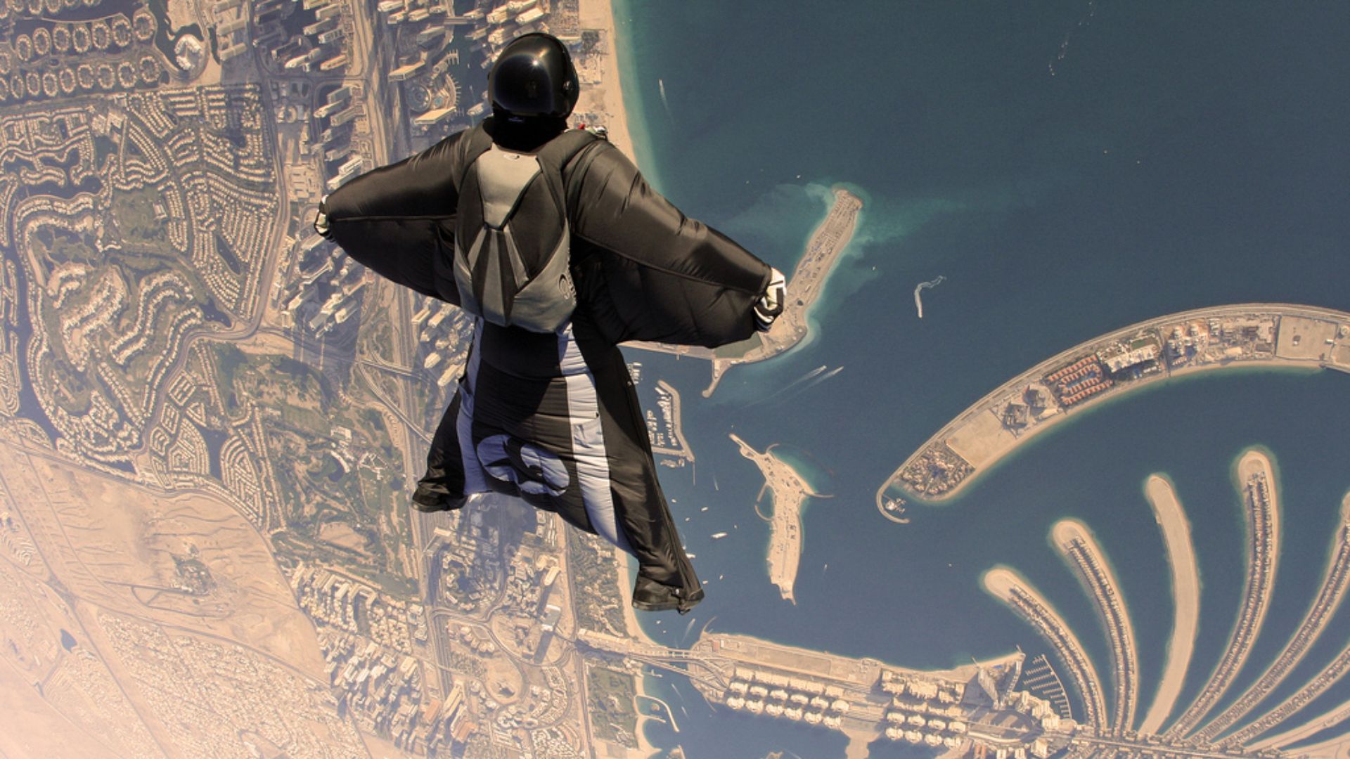 Dubai Wingsuit Flying Trip
