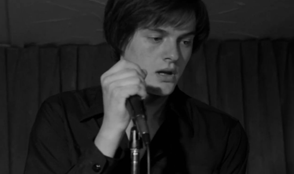 Screenshot from Control (2007) 