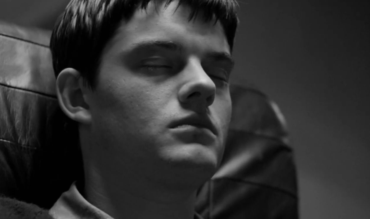 Screenshot from Control (2007) 