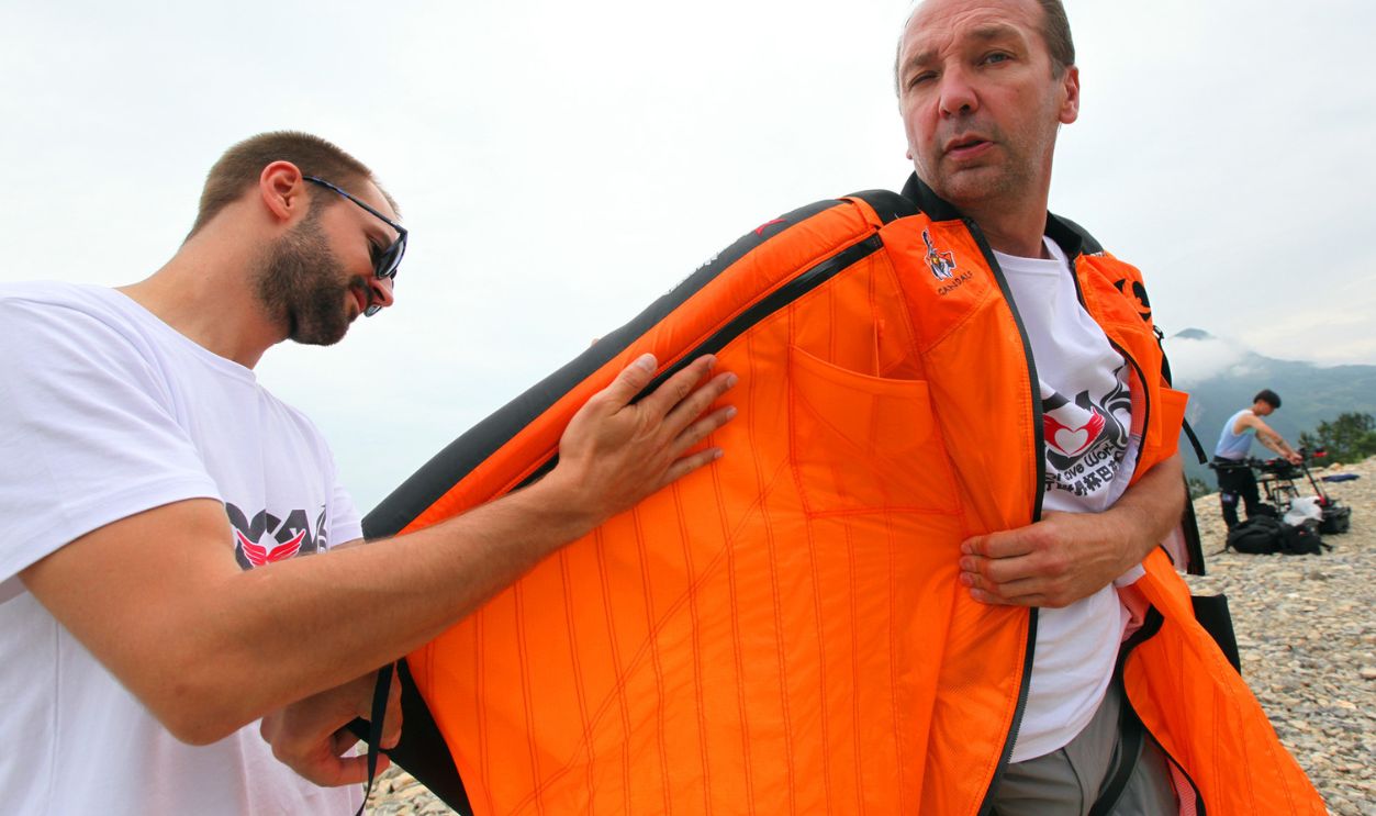 wingsuit flying