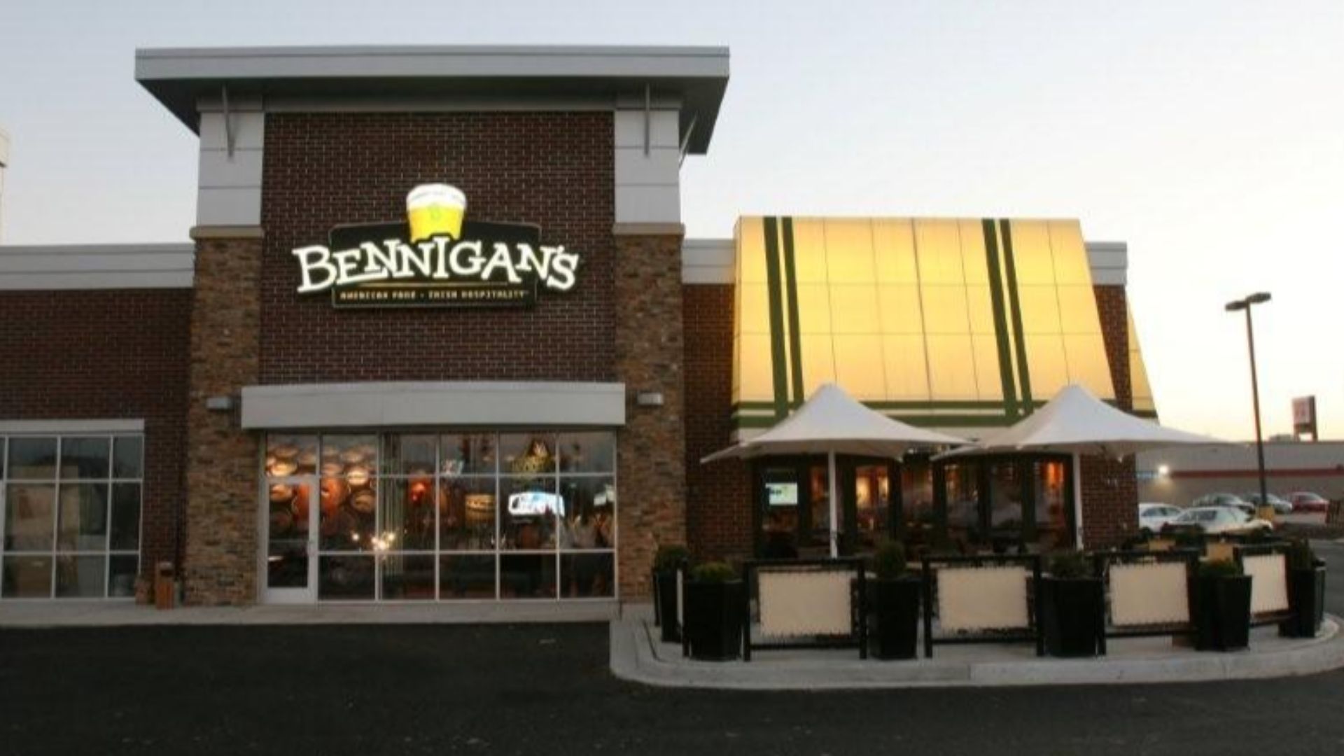 Bennigan's New Prototype - Bennigan's Appleton, Wisconsin