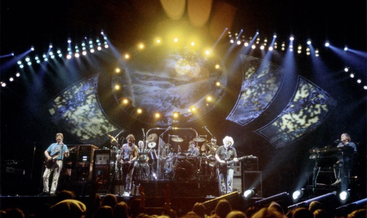 UNSPECIFIED - CIRCA 1970: Photo of Grateful Dead