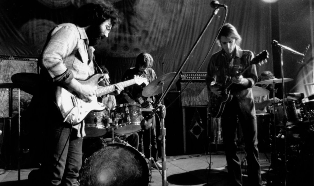 UNSPECIFIED - CIRCA 1970: Photo of Grateful Dead