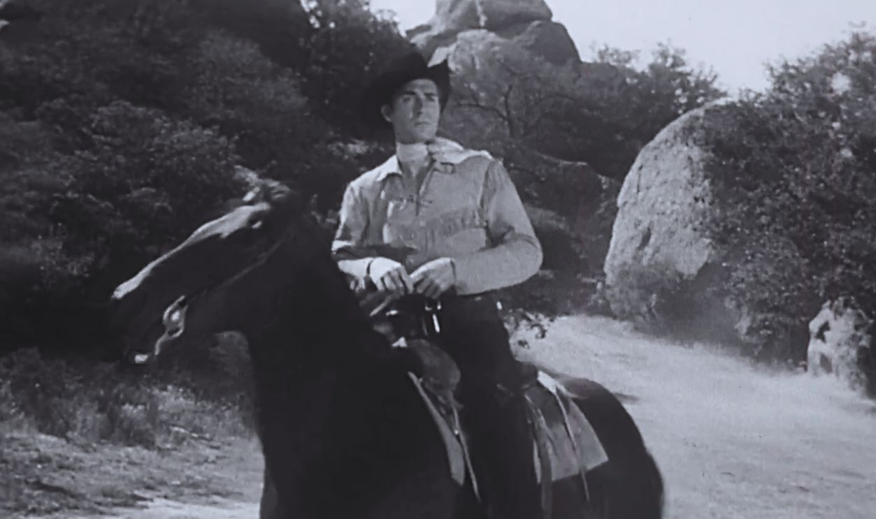 Screenshot from Roar of the Iron Horse (1951) 