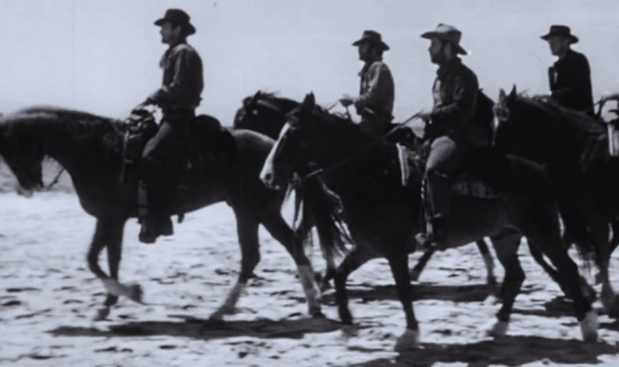 Screenshot from Yellow Sky (1948) 