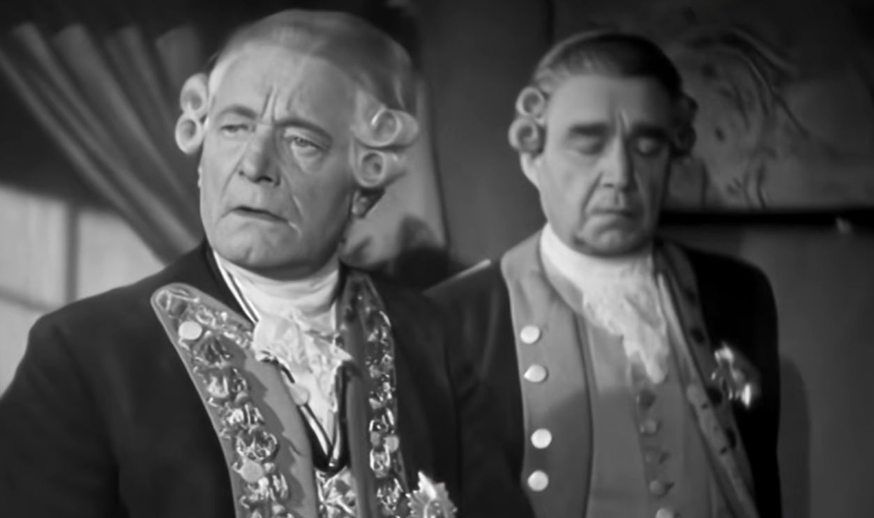 Screenshot from The Great King (1942) 