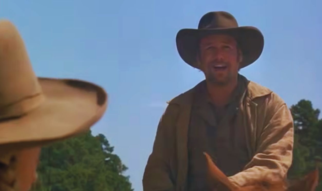 Screenshot from American Outlaws (2001) 