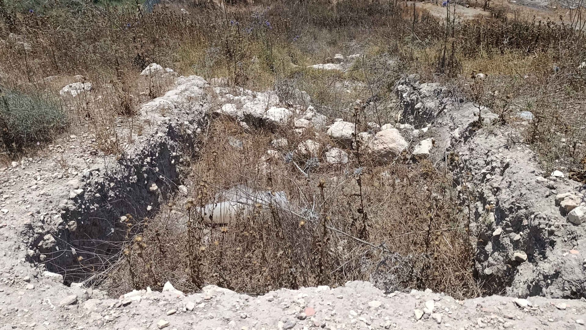 Name: Tel KishonDescription:  Tel Kishon is one of the most important sites in the Acre Valley. The tell overlooks and dominates the entire Zebulun Valley, the tell's area is about 20 dunams, and it was inhabited from the early Neolithic period to the Ott