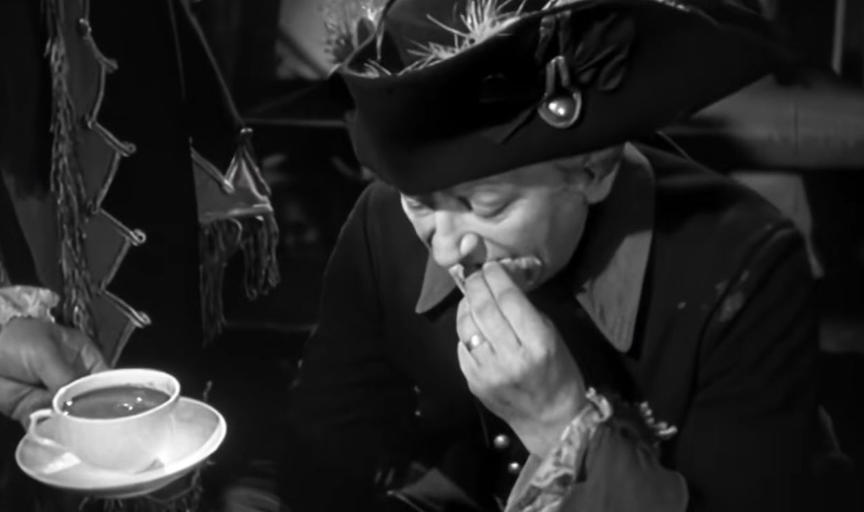 Screenshot from The Great King (1942) 