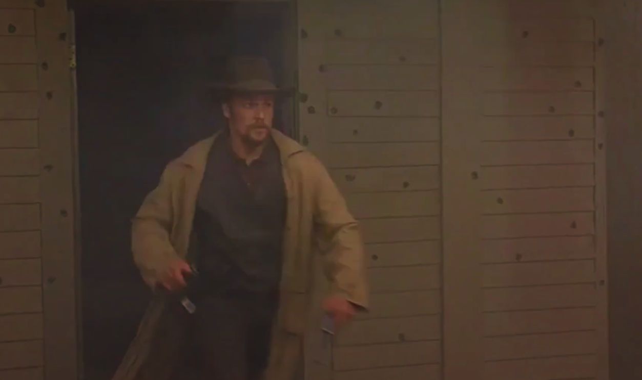  Screenshot from American Outlaws (2001) 