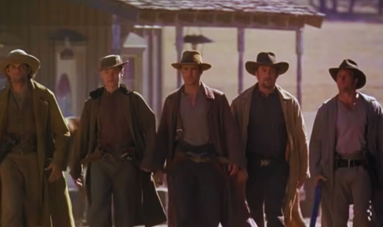 Screenshot from American Outlaws (2001) 