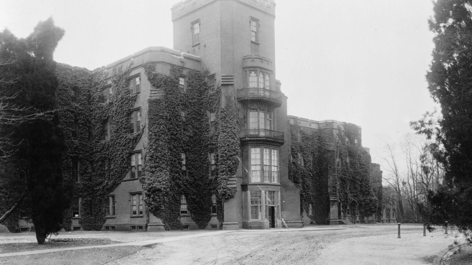 Center Building at St. Elizabeths Hospital in Washington, D.C.  This building is one of the oldest on the hospital campus. Southwest, Washington, District of Columbia