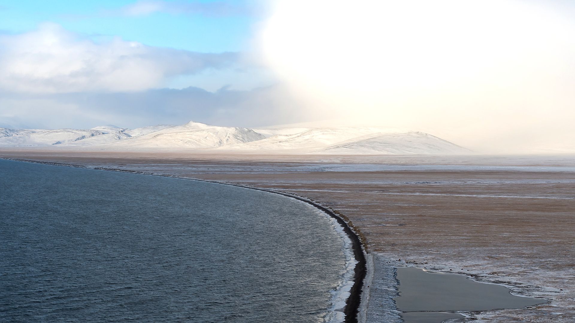 Wrangel Island: Iultinsky District, Chukotka Autonomous Area, Krasin Bay, State Wrangel Island Nature Reserve, Krasin Bay, Somnitelnaya River, Zvezdnaya village