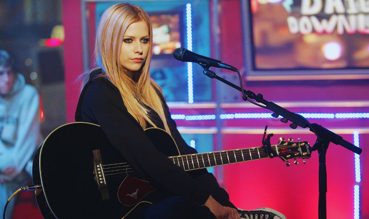 Gettyimages-51872960 FUSE TV With Avril Lavigne 