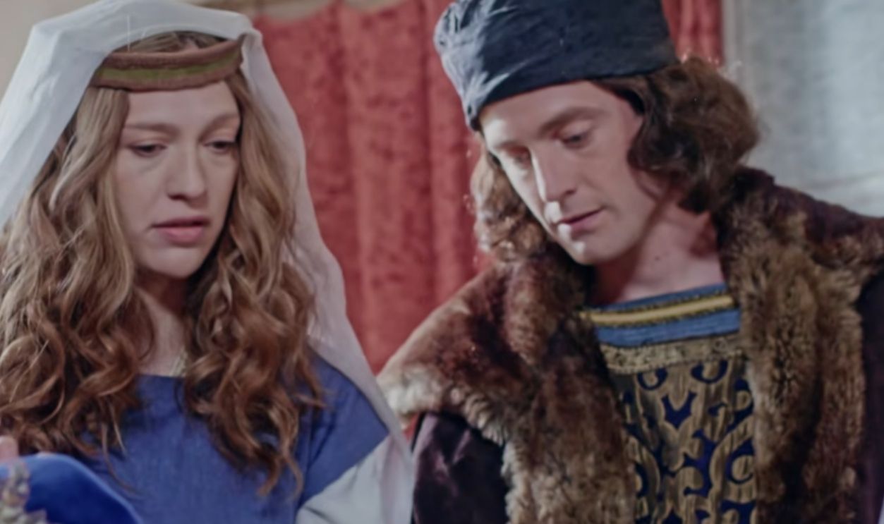 Screenshot from Secrets d'Histoire (2007-) 