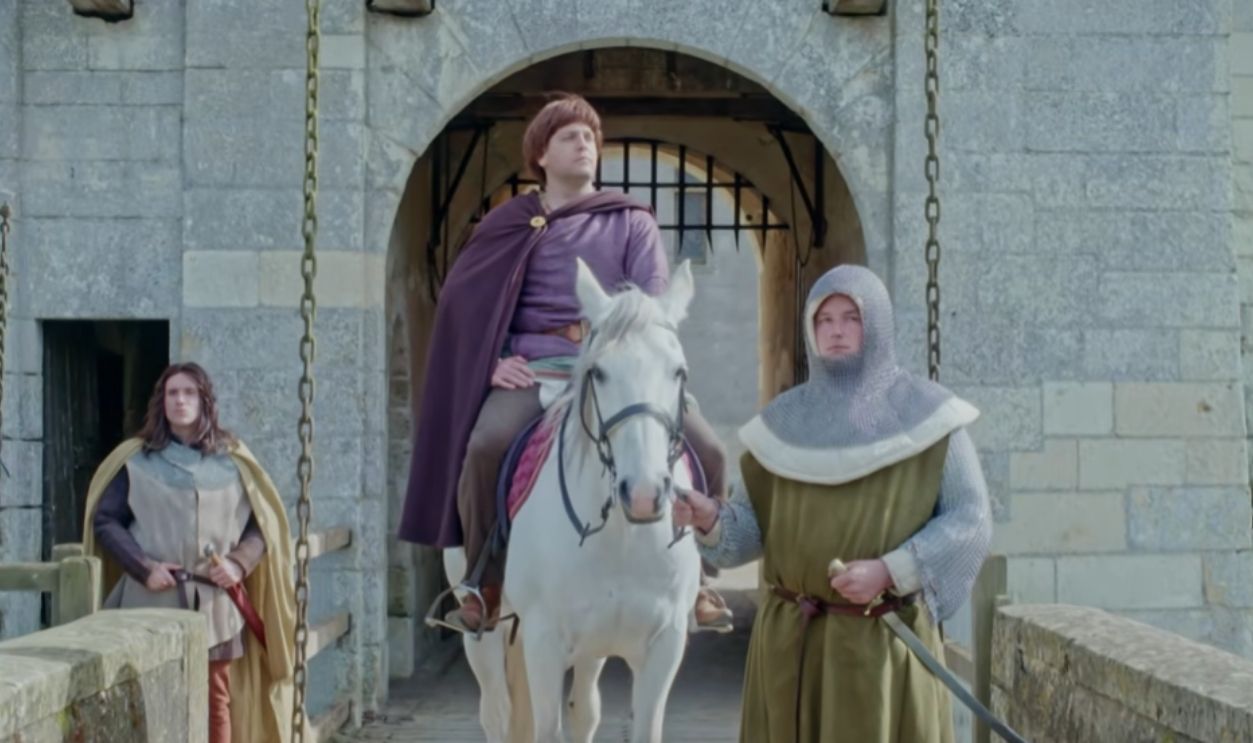 Screenshot from Secrets d'Histoire (2007-) 