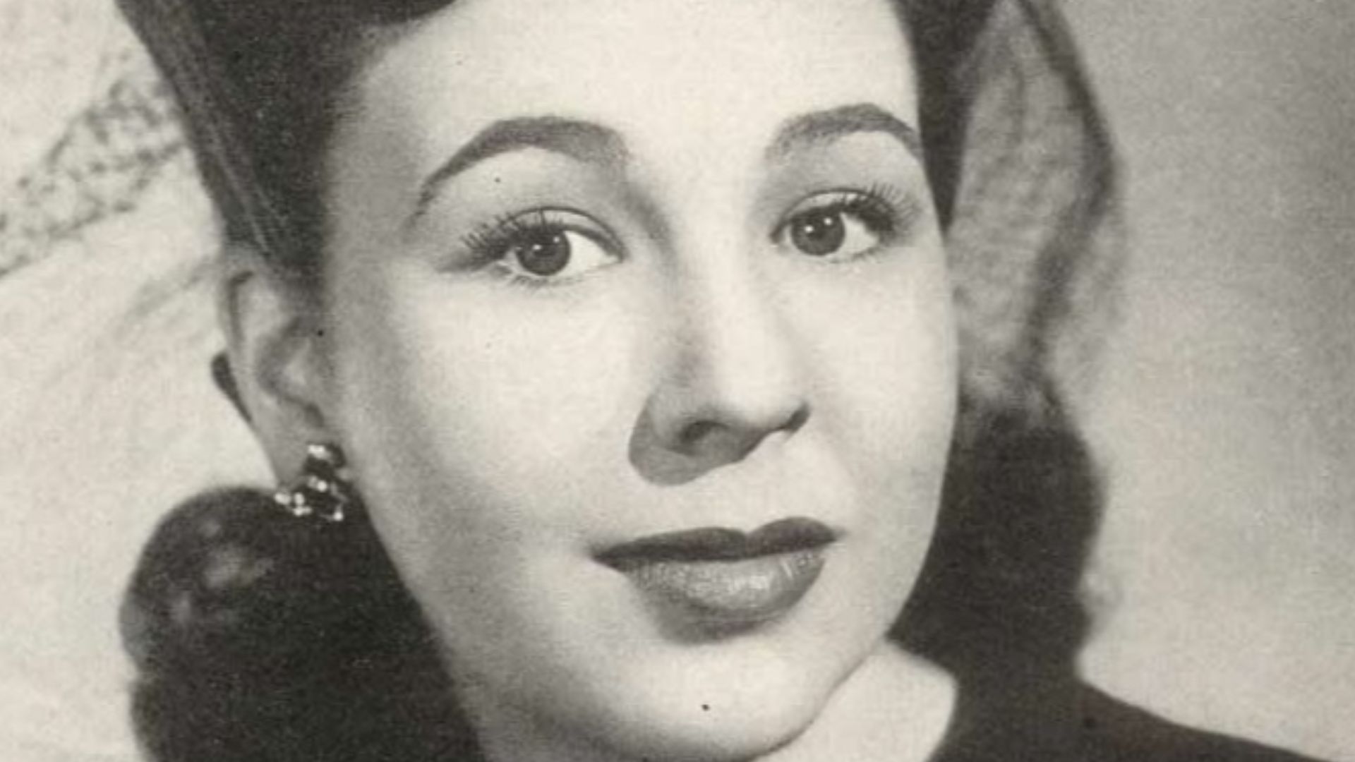 Publicity photo of Jane Withers for Argentinean Magazine. (Printed in USA)