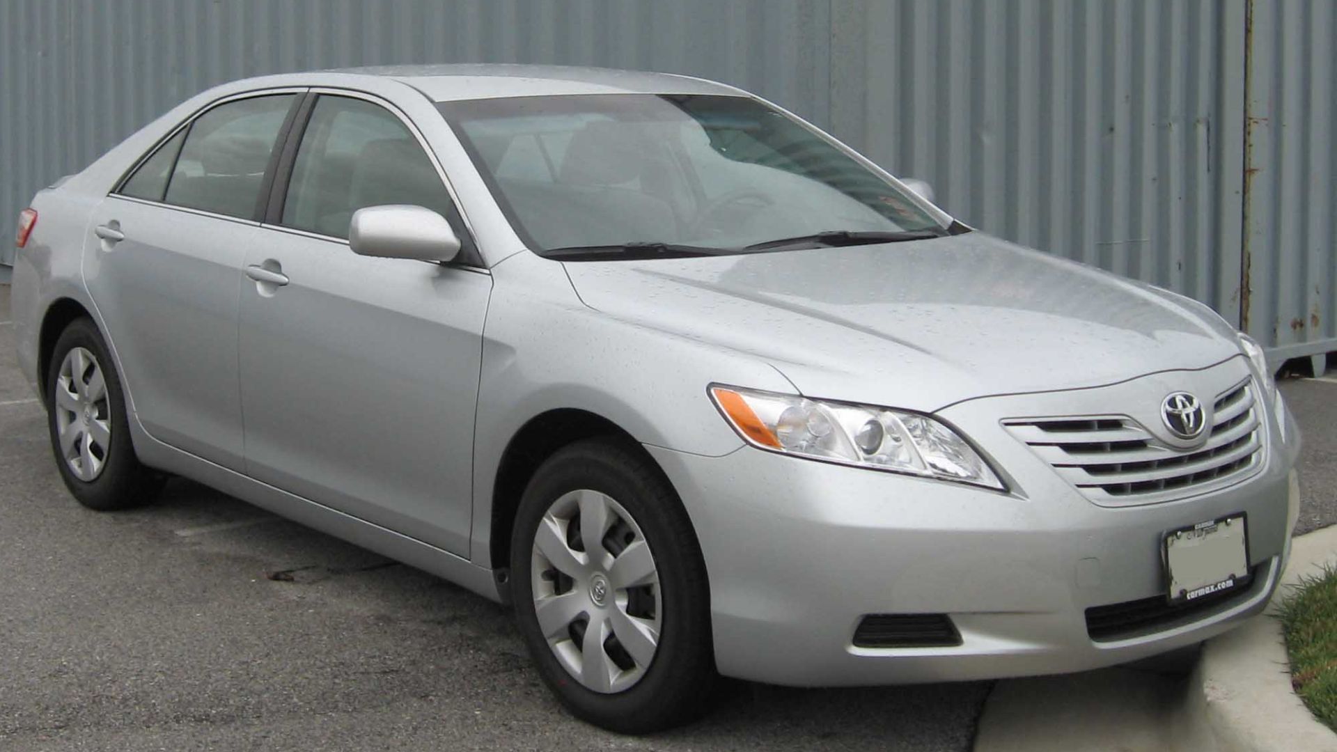 2007 Toyota Camry photographed in College Park, Maryland, USA.