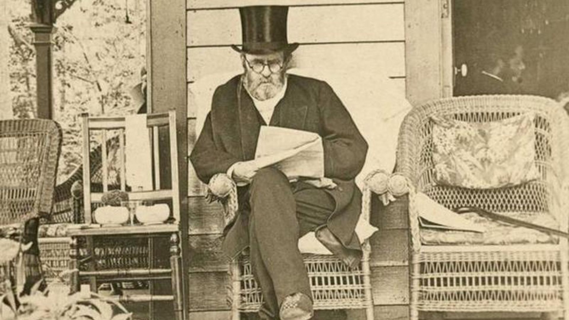 Last photograph taken of president Ulysses S. Grant on his summer home porch. Just four days before his death.