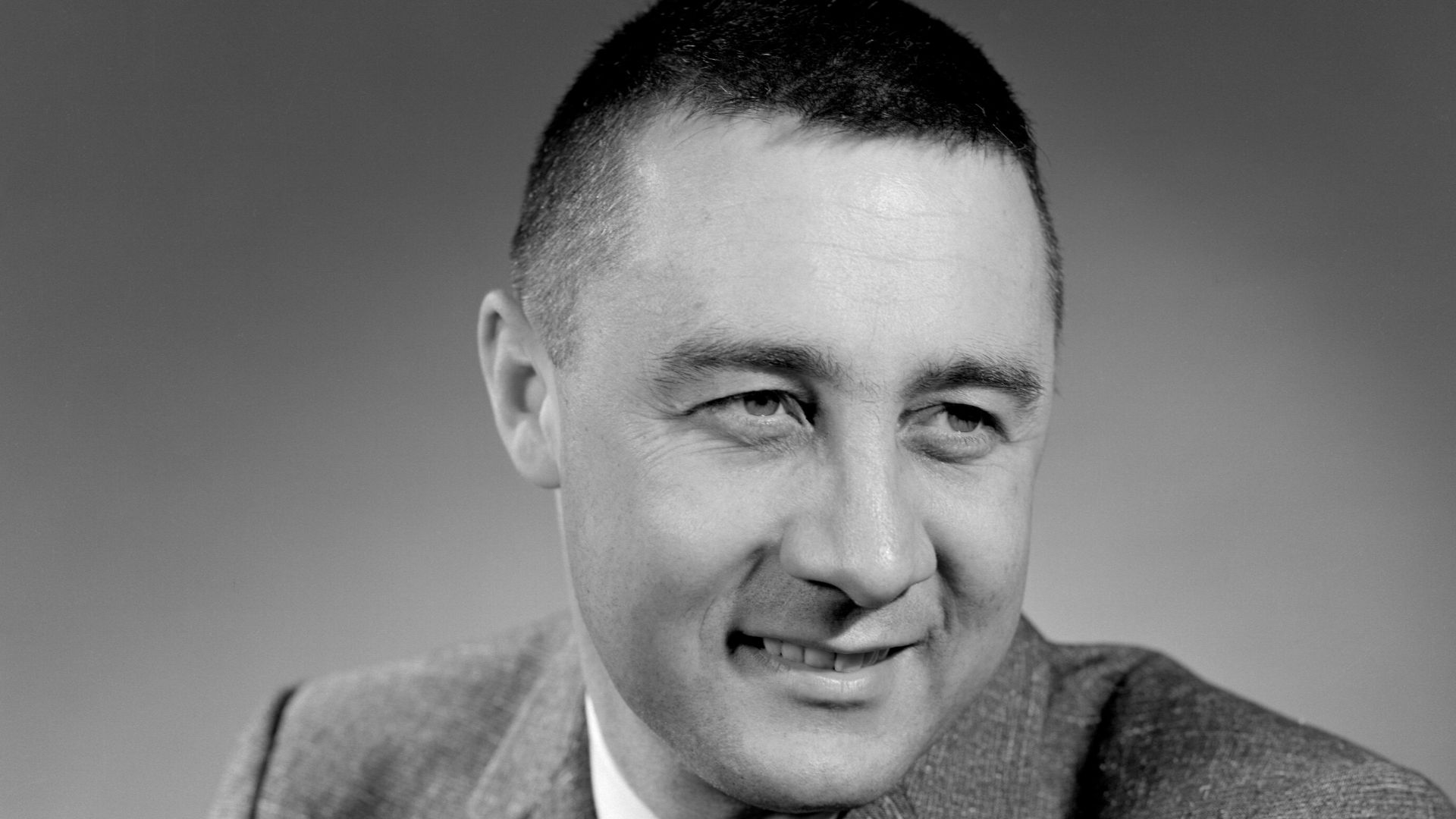 Portrait from 1959 of NASA astronaut Gus Grissom.