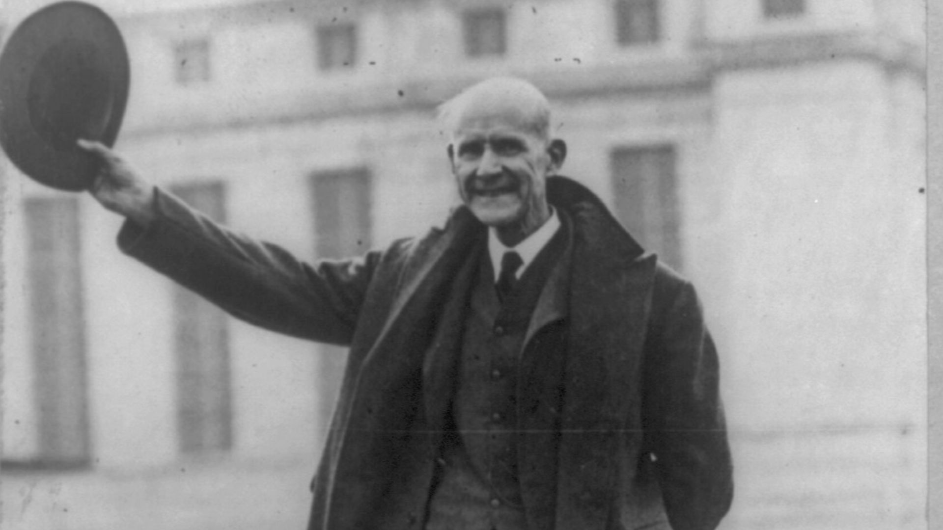 Title: Eugene Victor Debs, 1855-1926, full-length portrait, standing, holding hat in air, facing left, outside of Federal Penitentiary, Atlanta, Ga.
Abstract/medium: 1 photographic print.